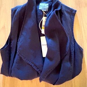 Tommy Bahama SZ M.  Two palms linen vest